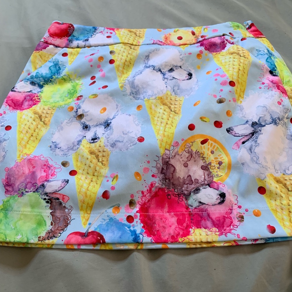 Loudmouth size 0 golfing skirt with sewn in shorts
